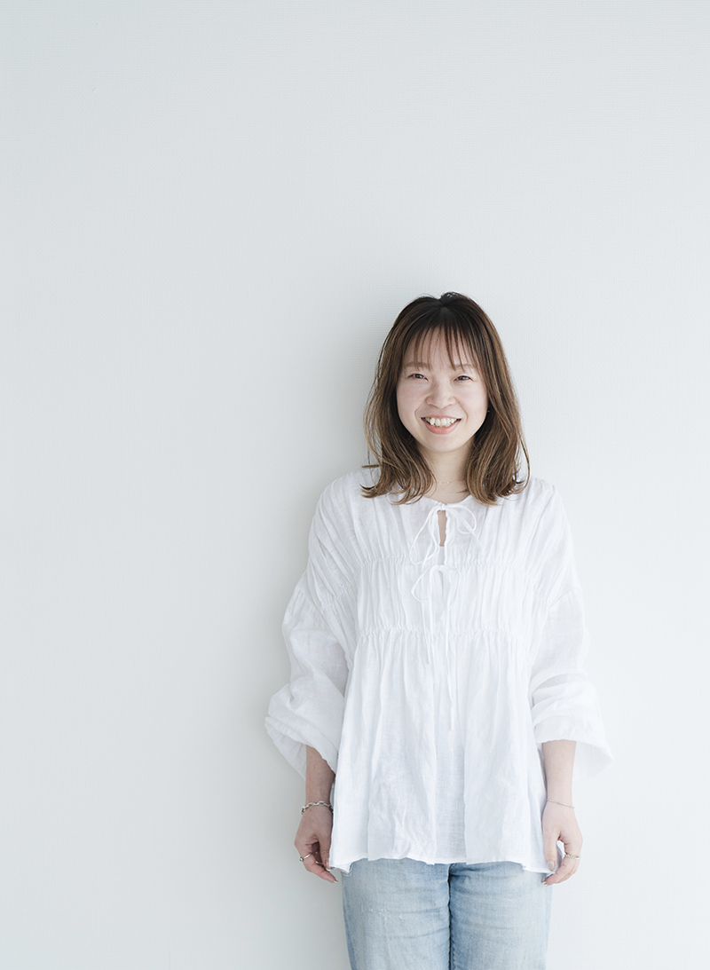 中安 由佳(YUKA NAKAYASU)